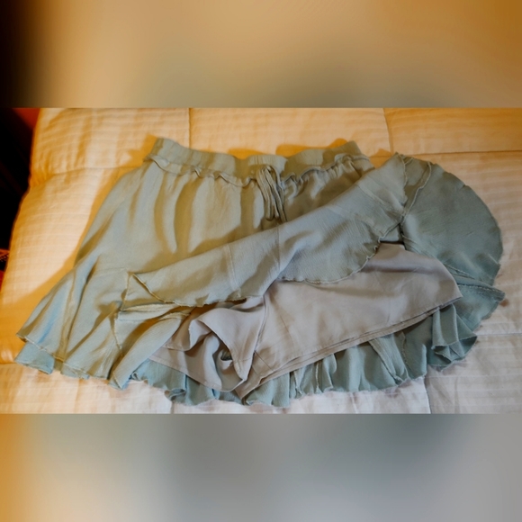 Ruffled Mini Skort - Picture 2 of 4